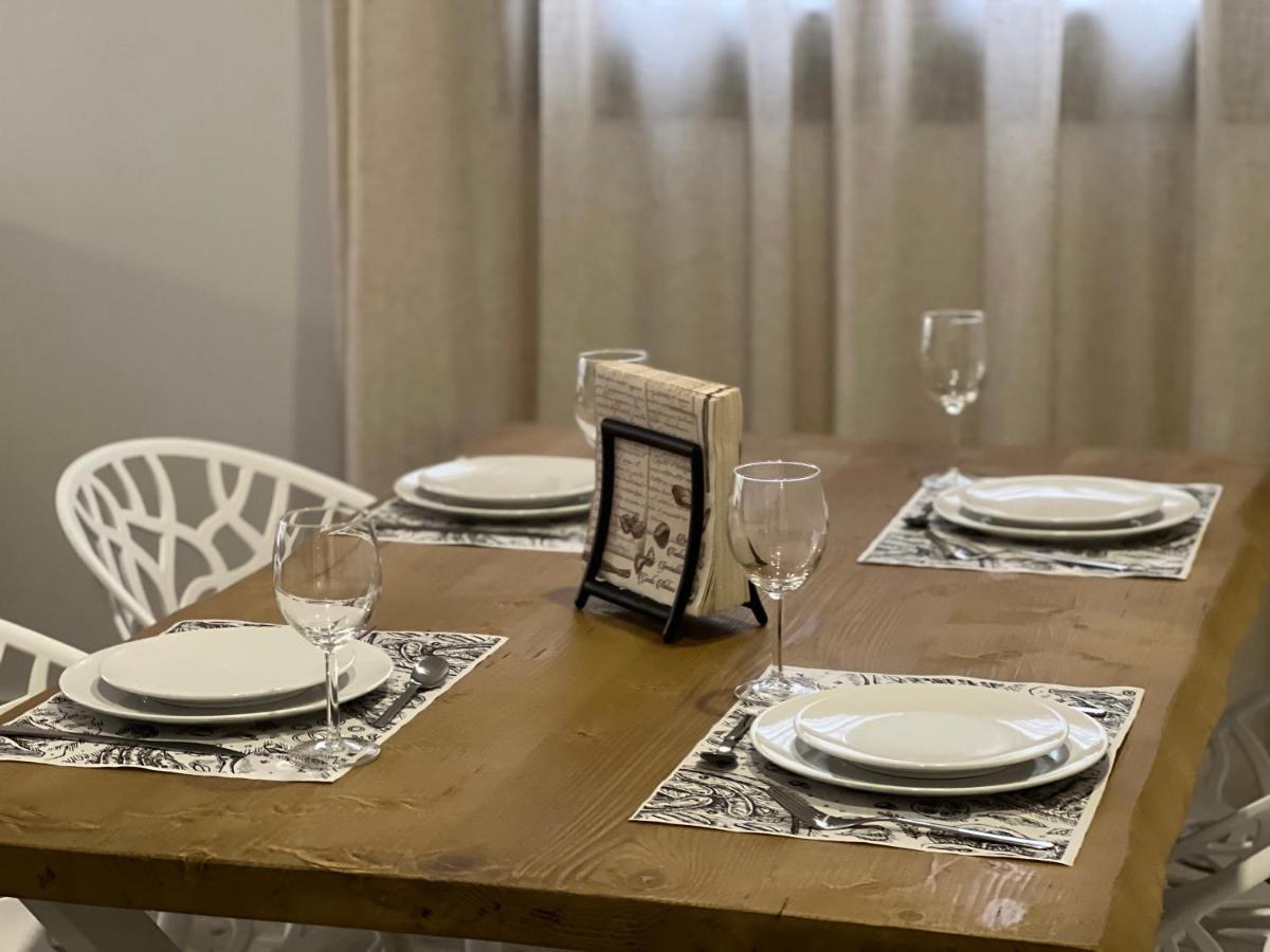 Rotonda Del Minotauro Apartamento Turistico Coria Buitenkant foto